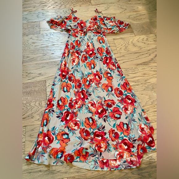 Calvin Klein Dresses & Skirts - Calvin Klein Floral Dress